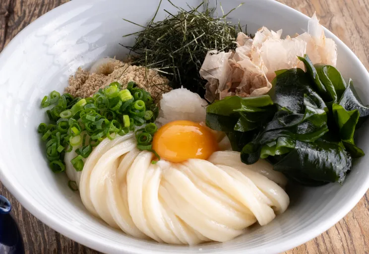 大わかめうどん (鳴門産)